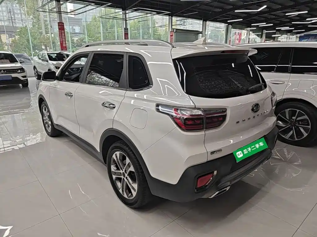 Kia Sportage — фото 4