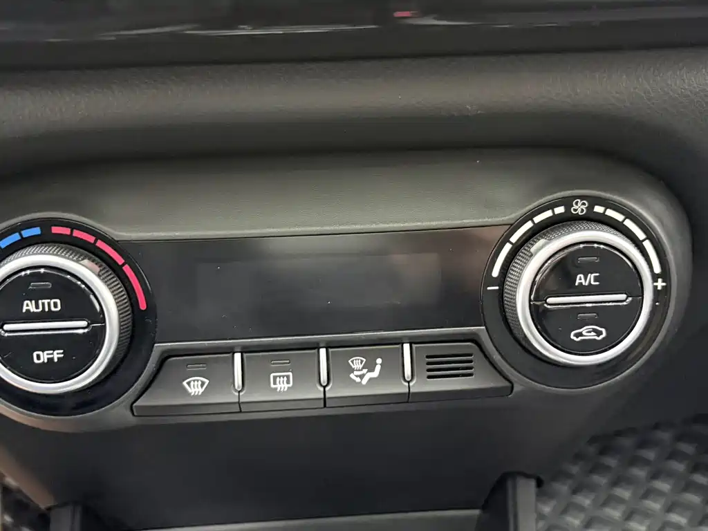 Kia KX1 — фото 13