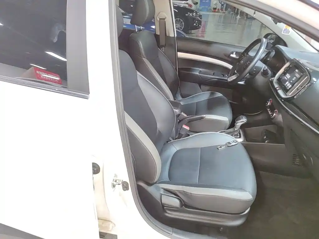 Kia KX1 — фото 24