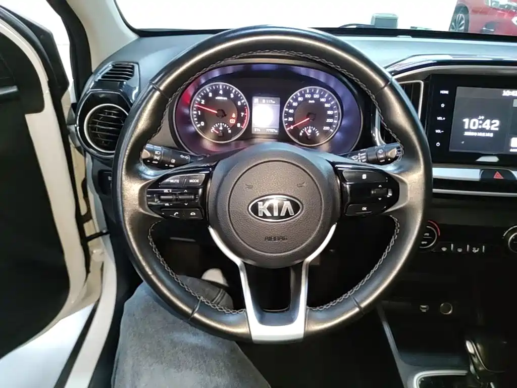 Kia KX1 — фото 10