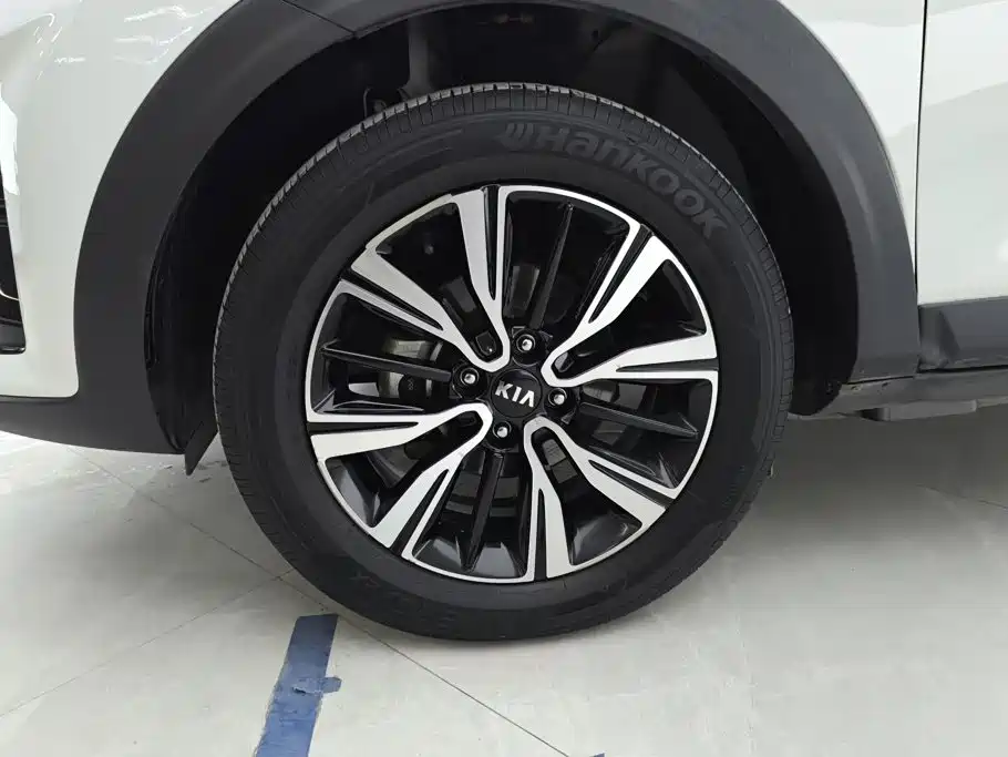 Kia KX1 — фото 6
