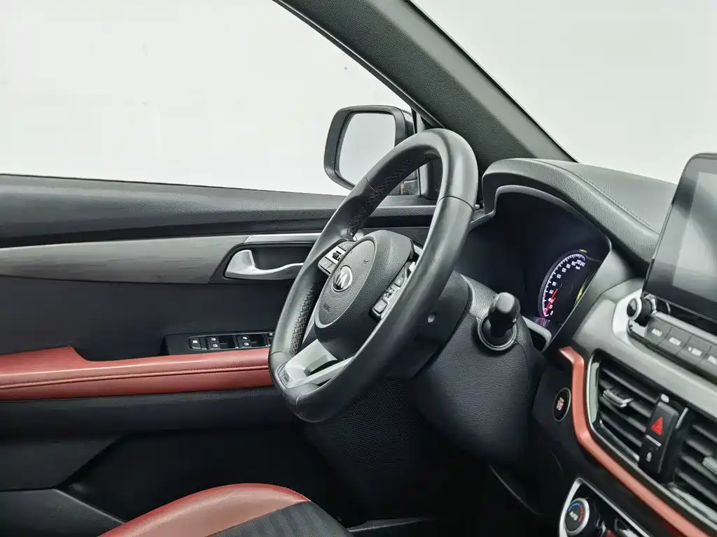 Kia Sportage — фото 22