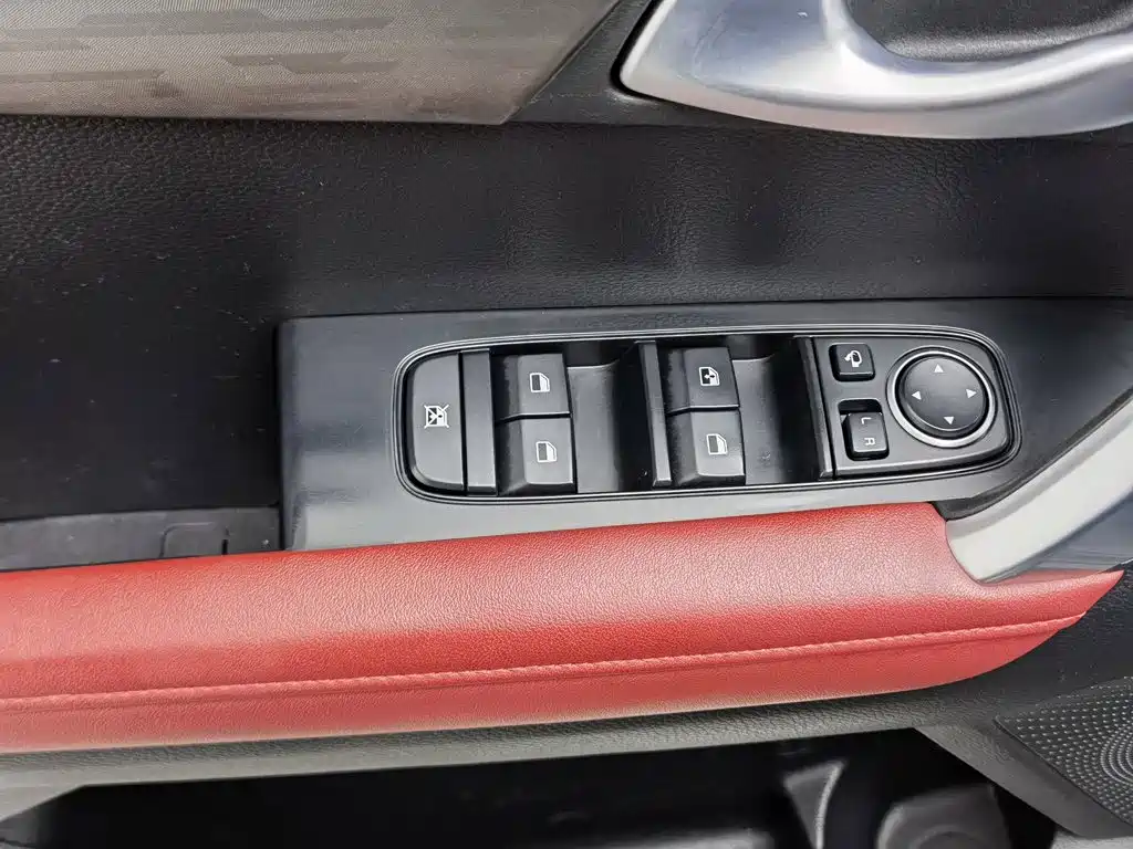Kia Sportage — фото 9