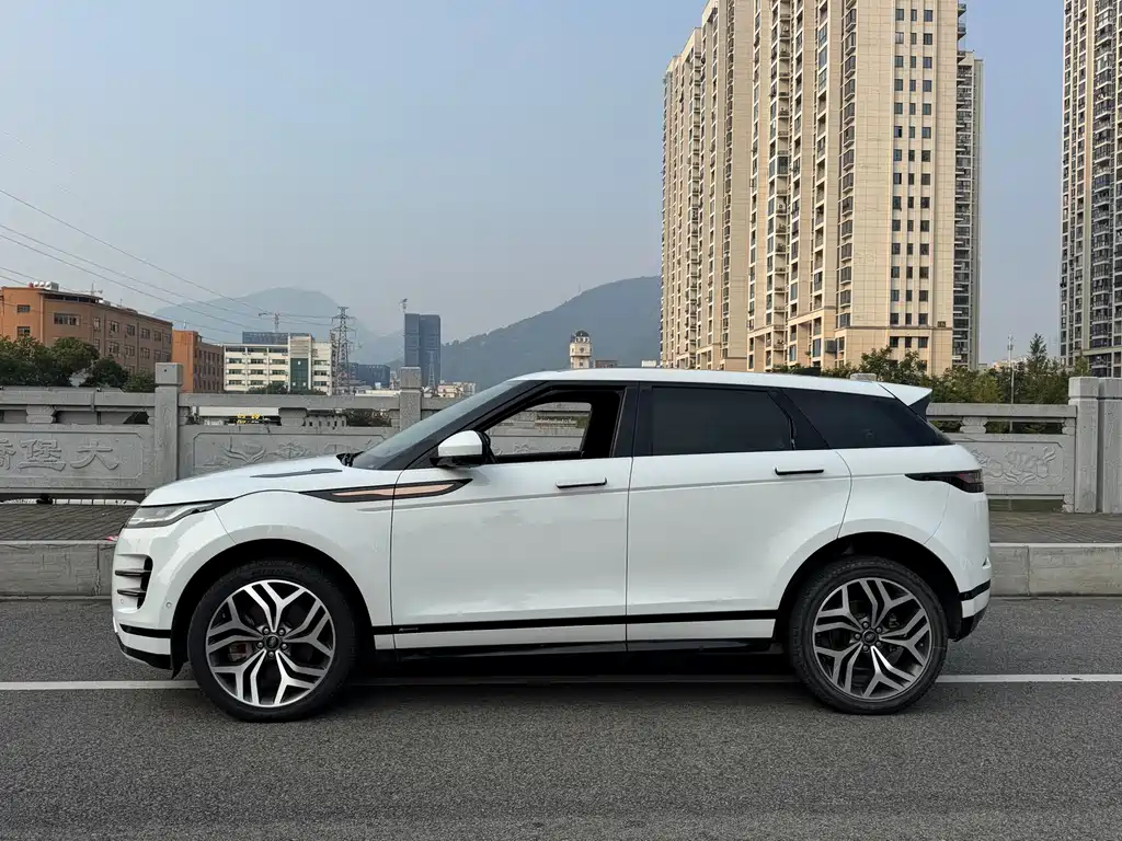 Land Rover Evoque — фото 3