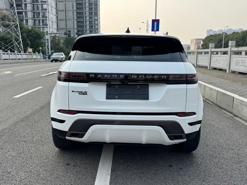 Land Rover Evoque — фото 4