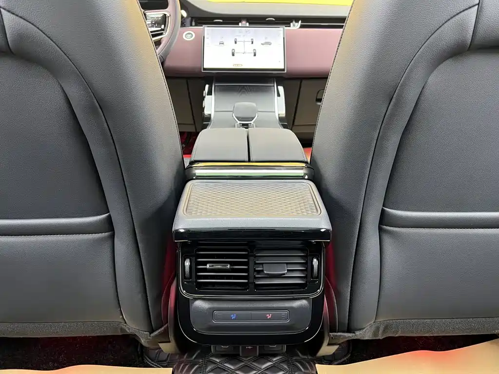 Land Rover Evoque — фото 39