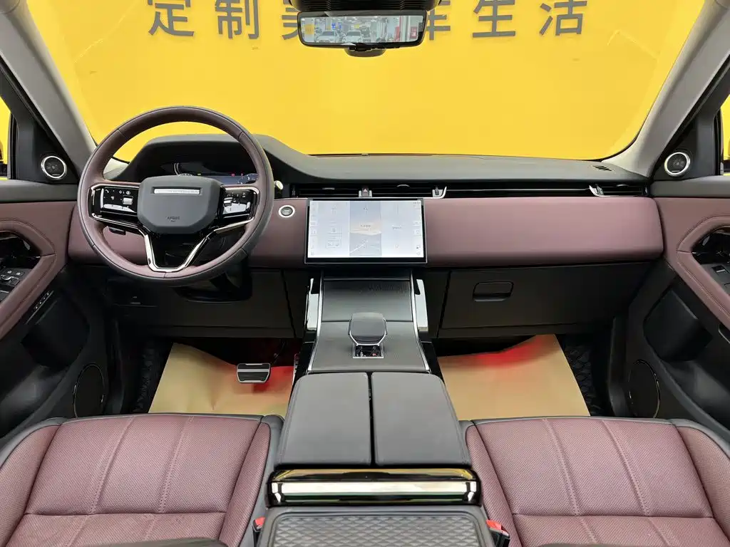 Land Rover Evoque — фото 41