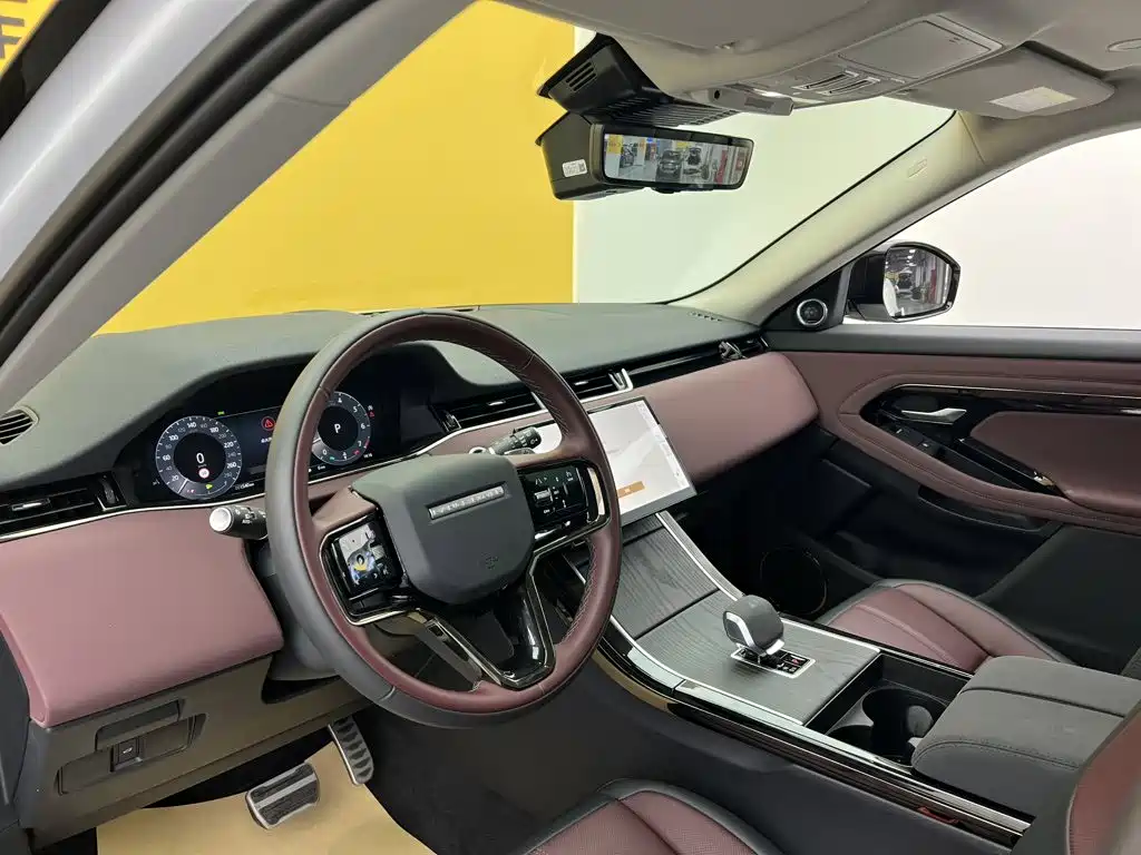 Land Rover Evoque — фото 42