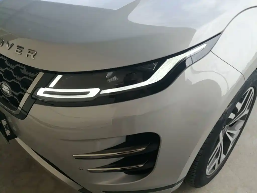 Land Rover Evoque — фото 23
