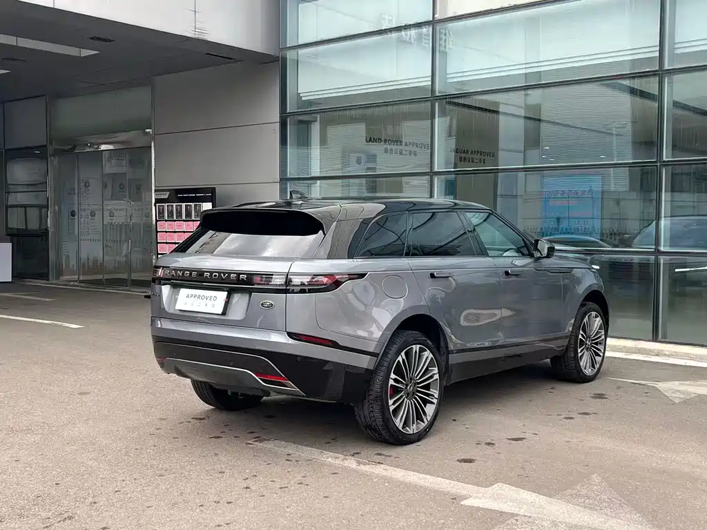 Land Rover Velar — фото 10