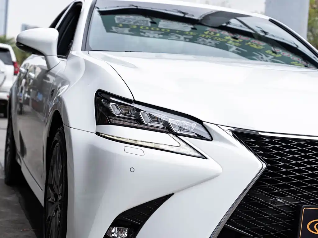 Lexus GS — фото 6