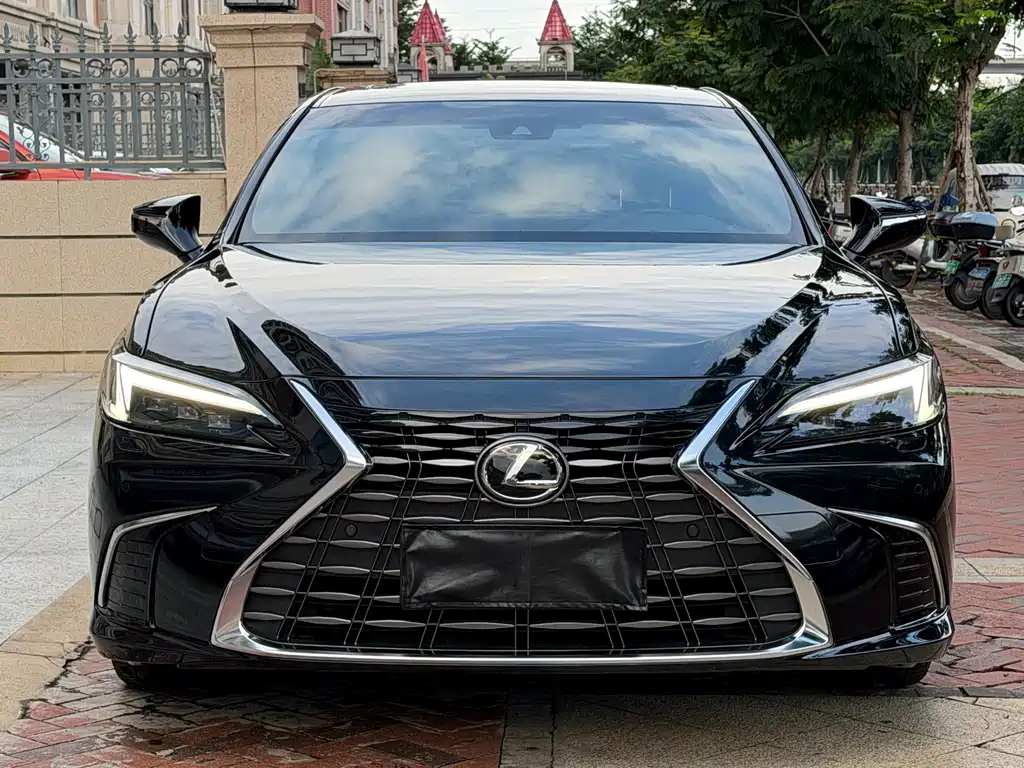 Lexus ES — фото 2