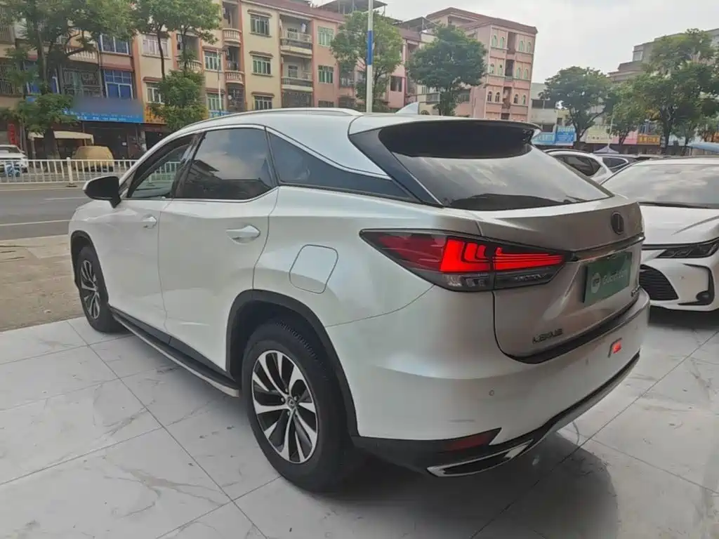 Lexus RX — фото 4