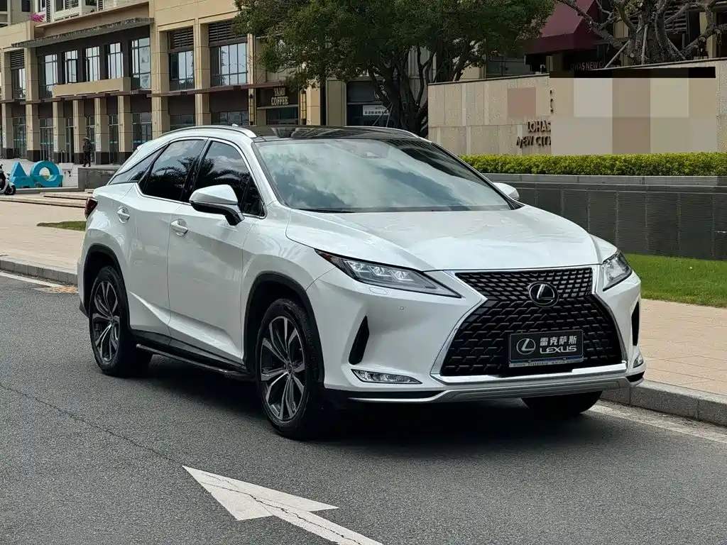 Lexus RX — фото 5