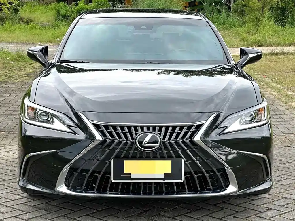 Lexus ES — фото 2
