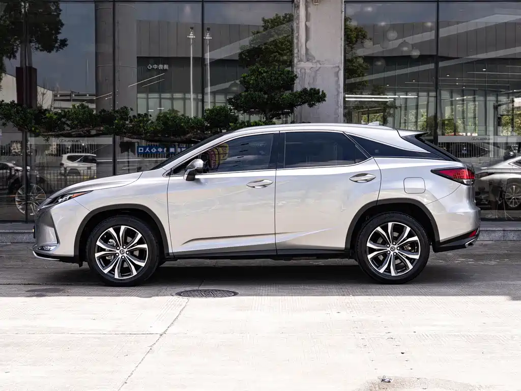 Lexus RX — фото 4
