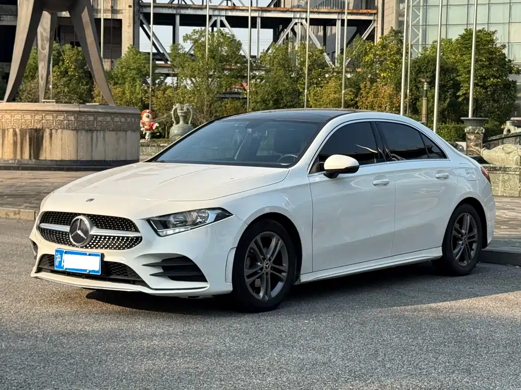Mercedes-Benz A-Class — фото 1