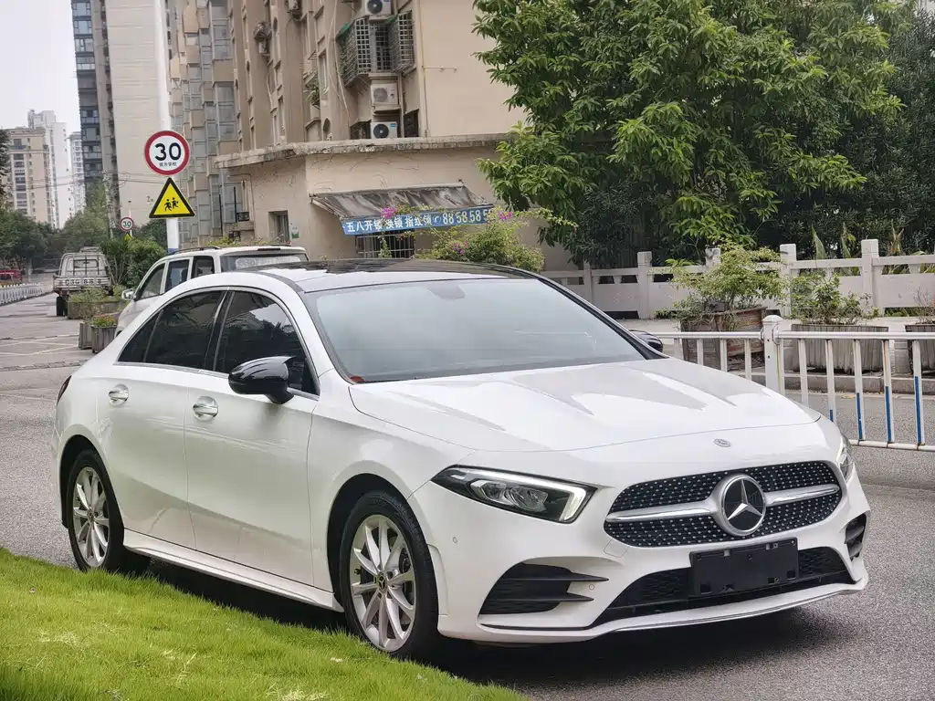 Mercedes-Benz A-Class — фото 3