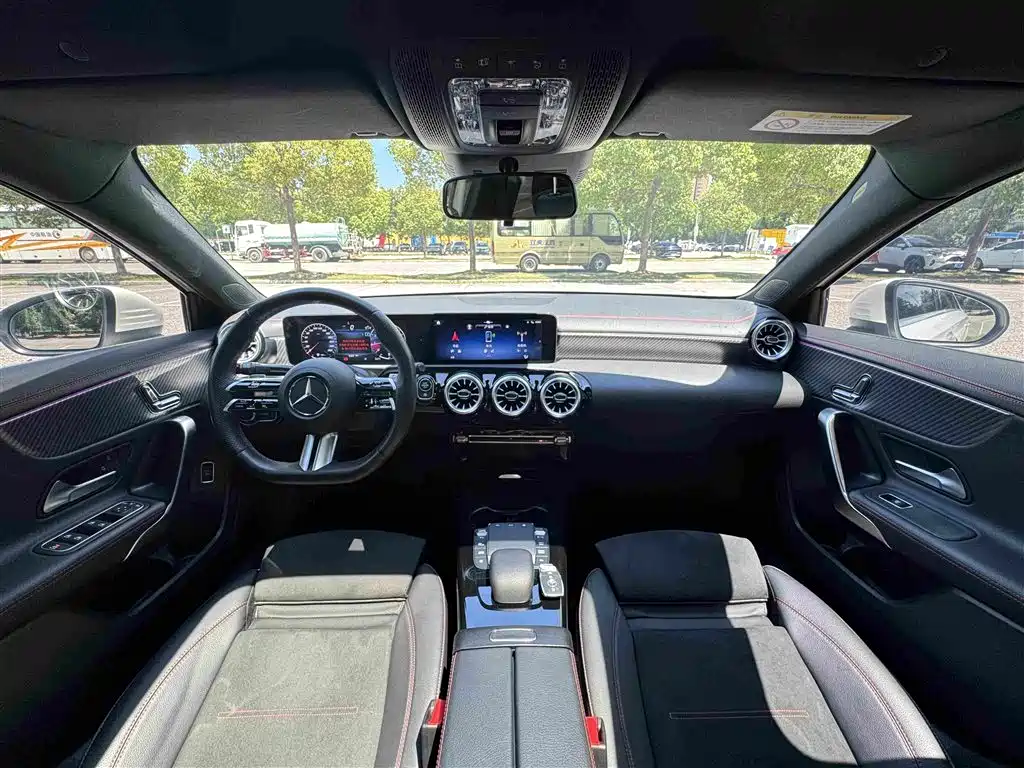Mercedes-Benz A-Class — фото 14