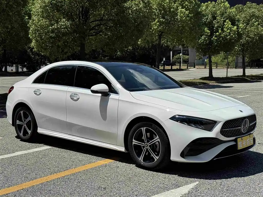 Mercedes-Benz A-Class — фото 4