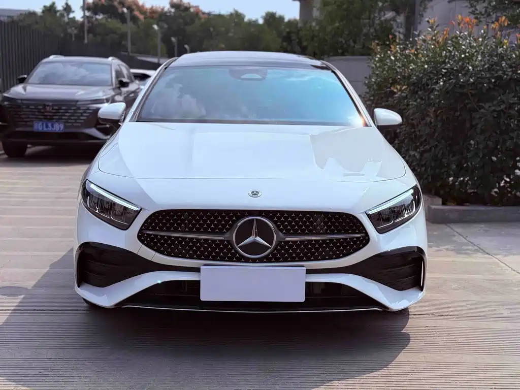 Mercedes-Benz A-Class — фото 2
