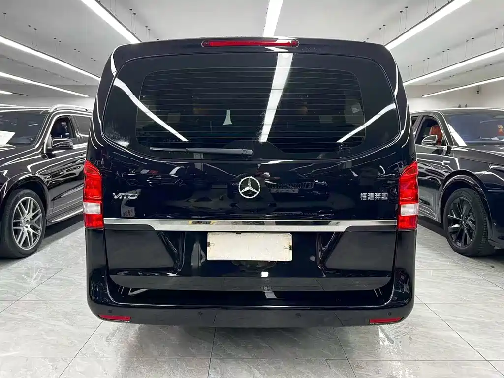 Mercedes-Benz Vito — фото 5