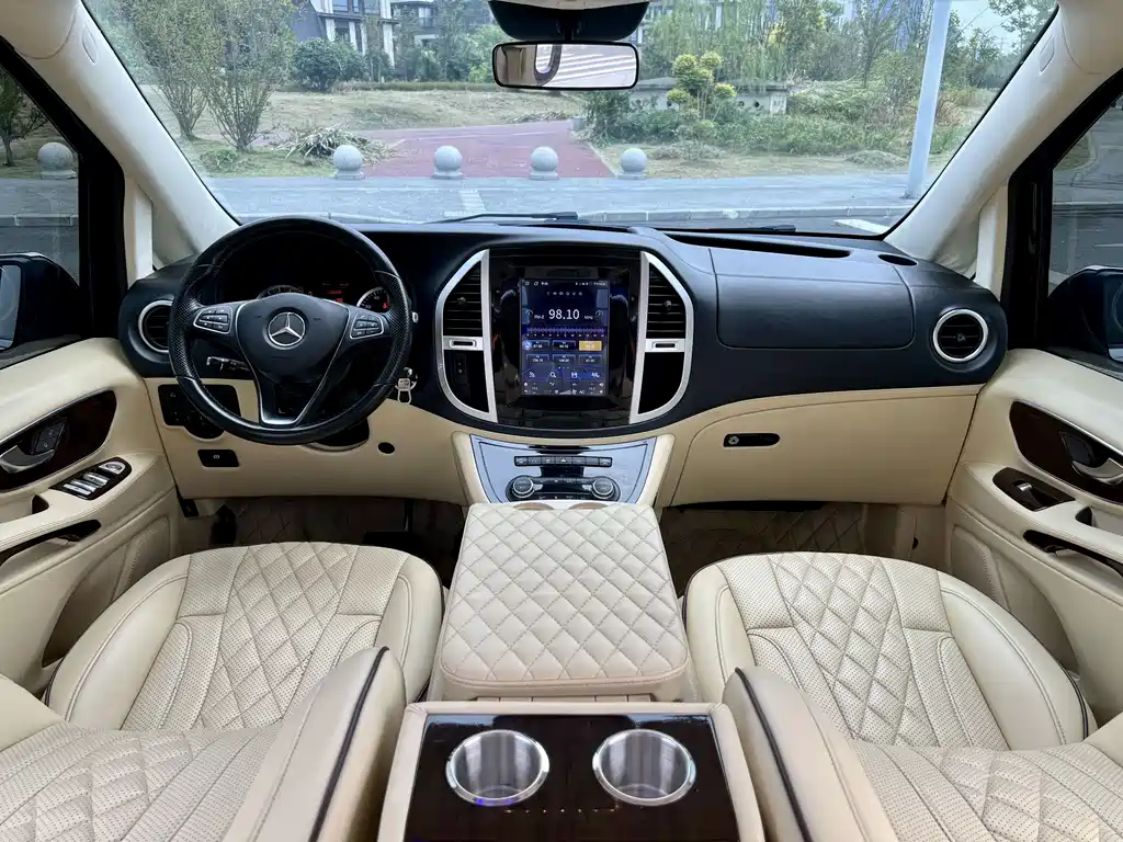 Mercedes-Benz Vito — фото 7