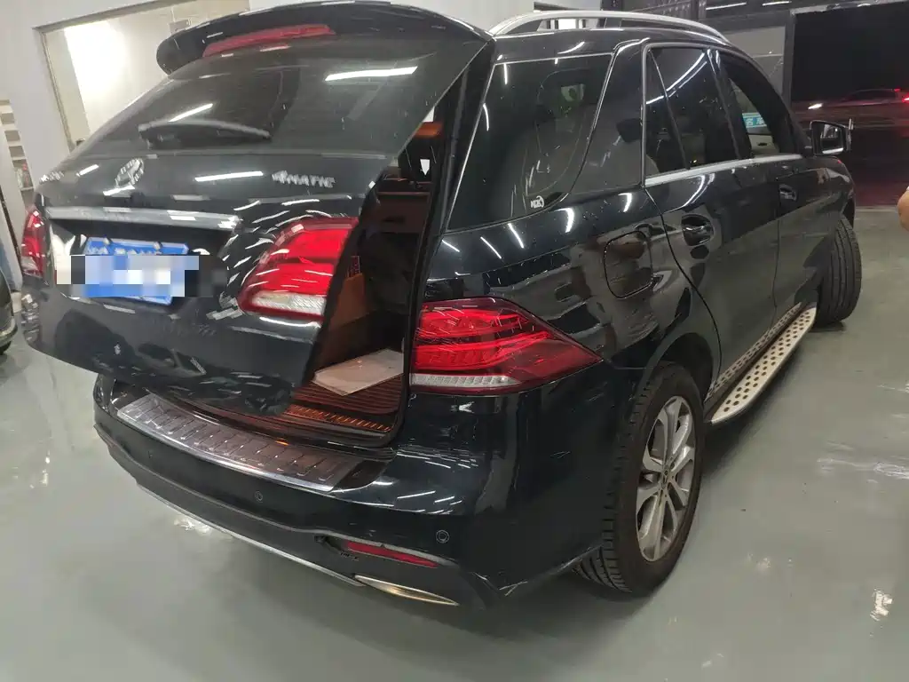 Mercedes-Benz GLE (Import) — фото 4