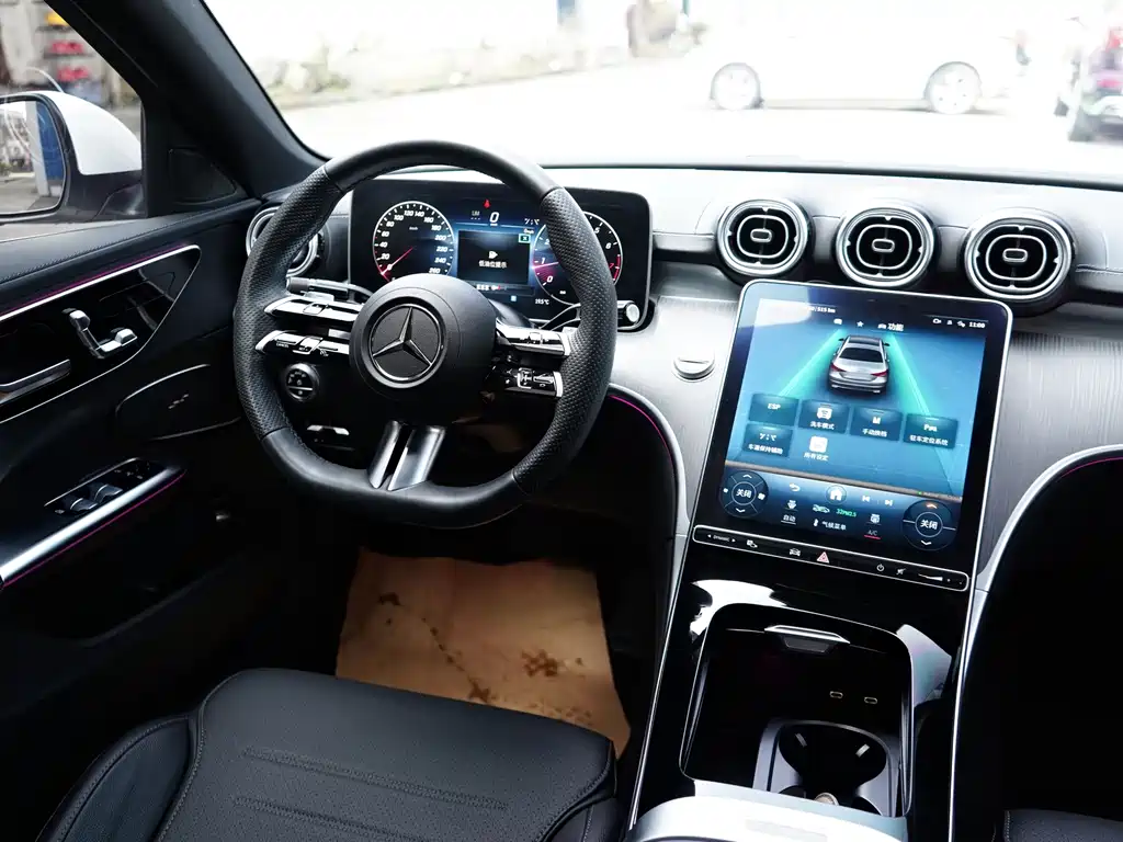 Mercedes-Benz C-Class — фото 14