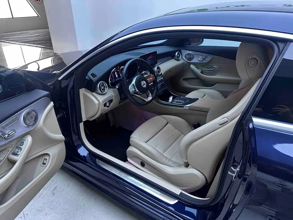Mercedes-Benz C-Class (Import) — фото 9