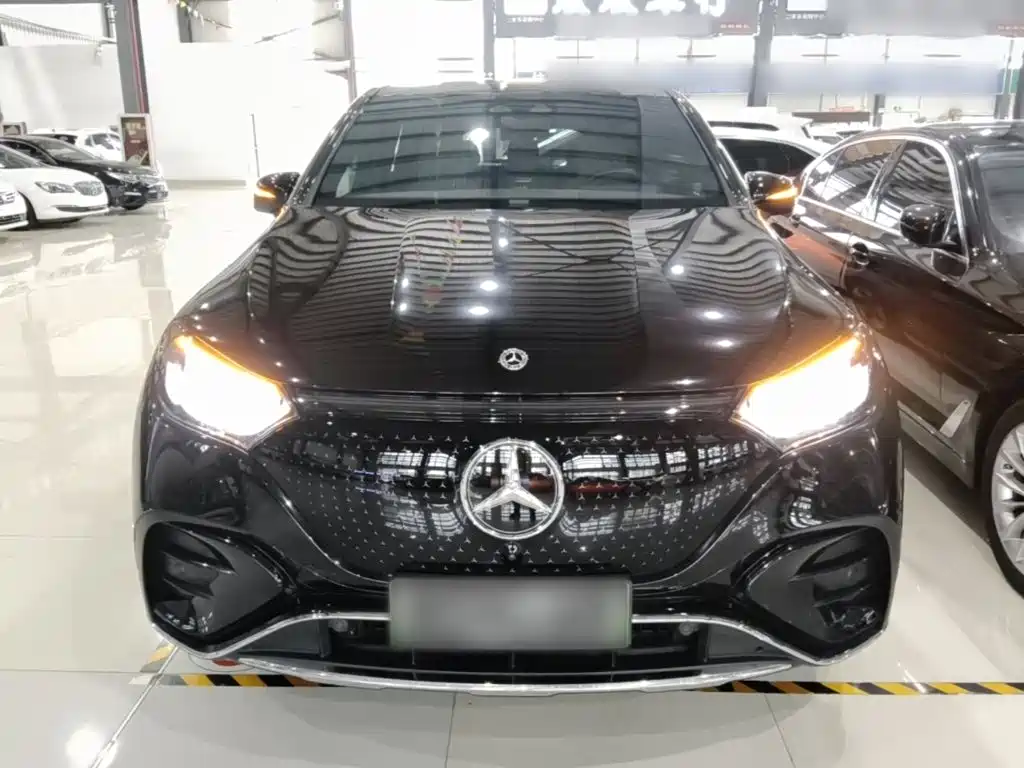 Mercedes-Benz EQE SUV — фото 2