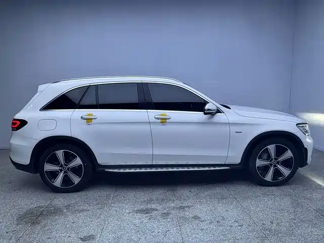 Mercedes-Benz GLC — фото 13