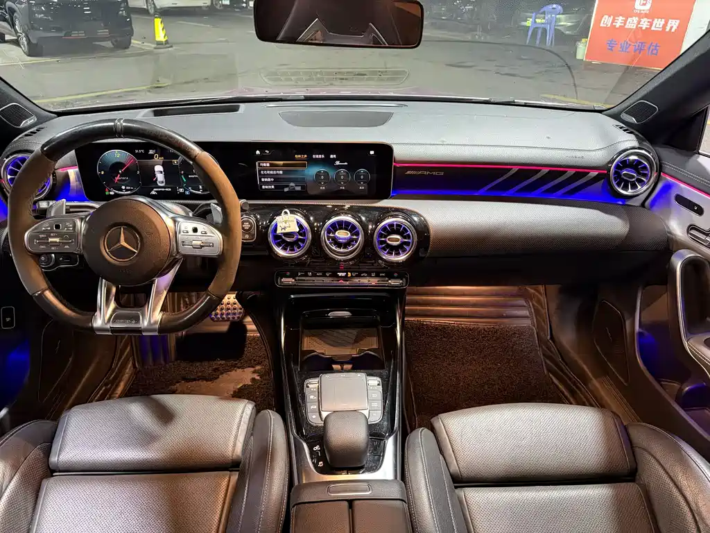 Mercedes-Benz CLA AMG — фото 9