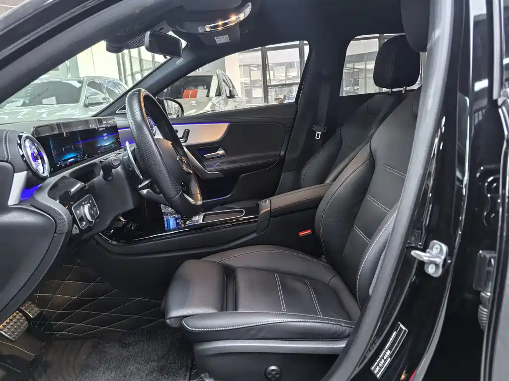 Mercedes-Benz A-Class AMG — фото 4