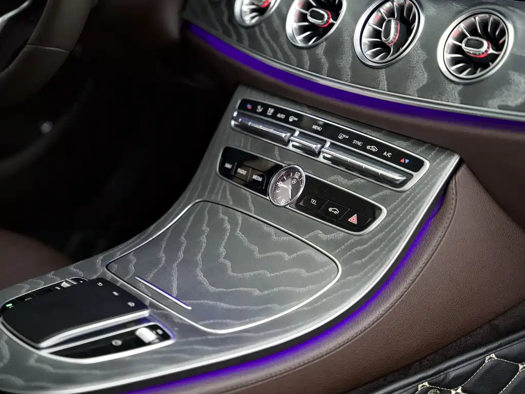 Mercedes-Benz CLS — фото 7