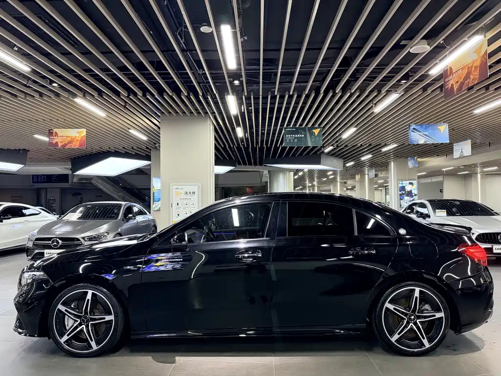Mercedes-Benz A-Class AMG — фото 4