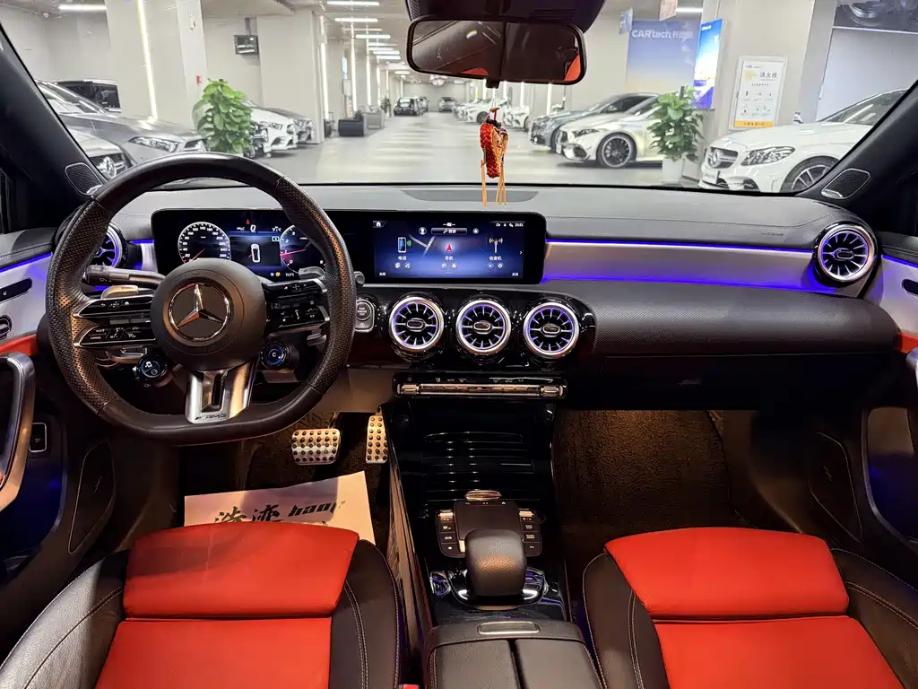 Mercedes-Benz A-Class AMG — фото 10