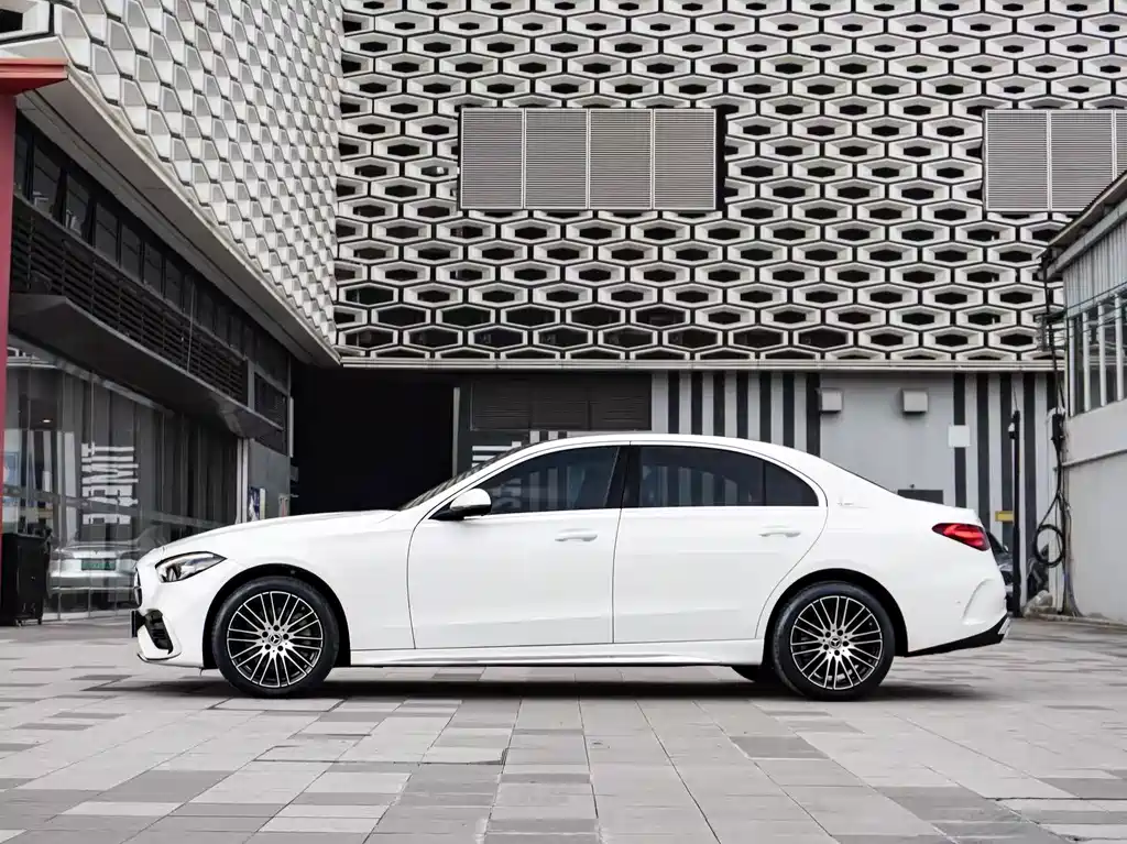 Mercedes-Benz C-Class — фото 4