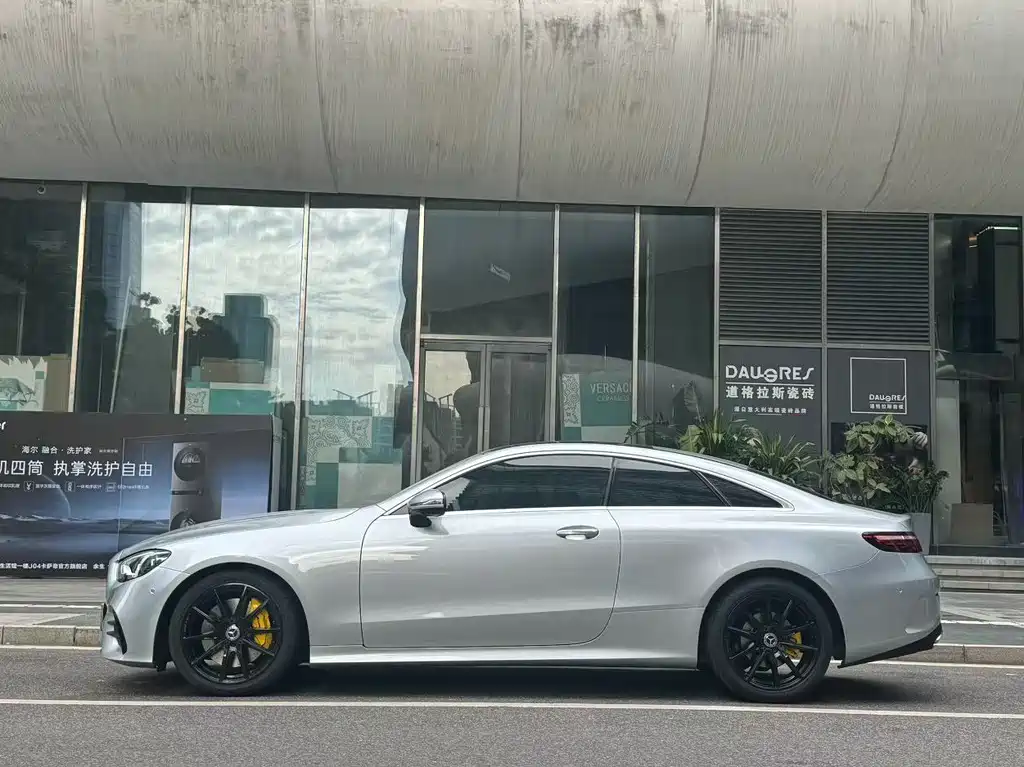 Mercedes-Benz E-Class (Import) — фото 3