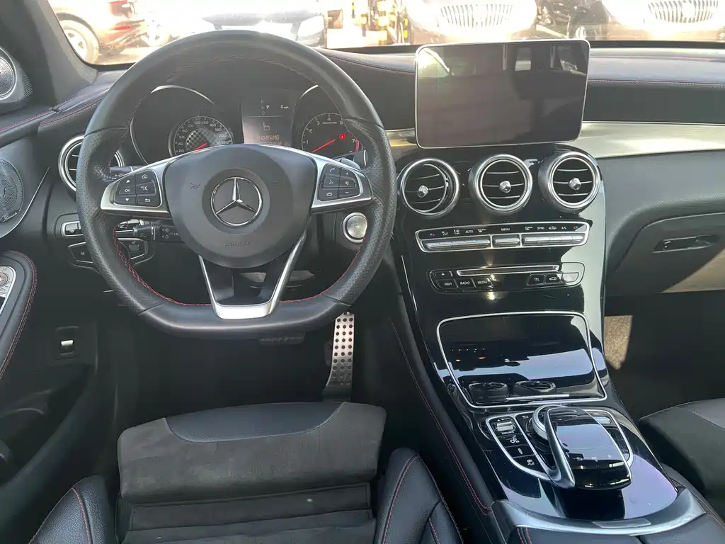 Mercedes-Benz GLC AMG — фото 8