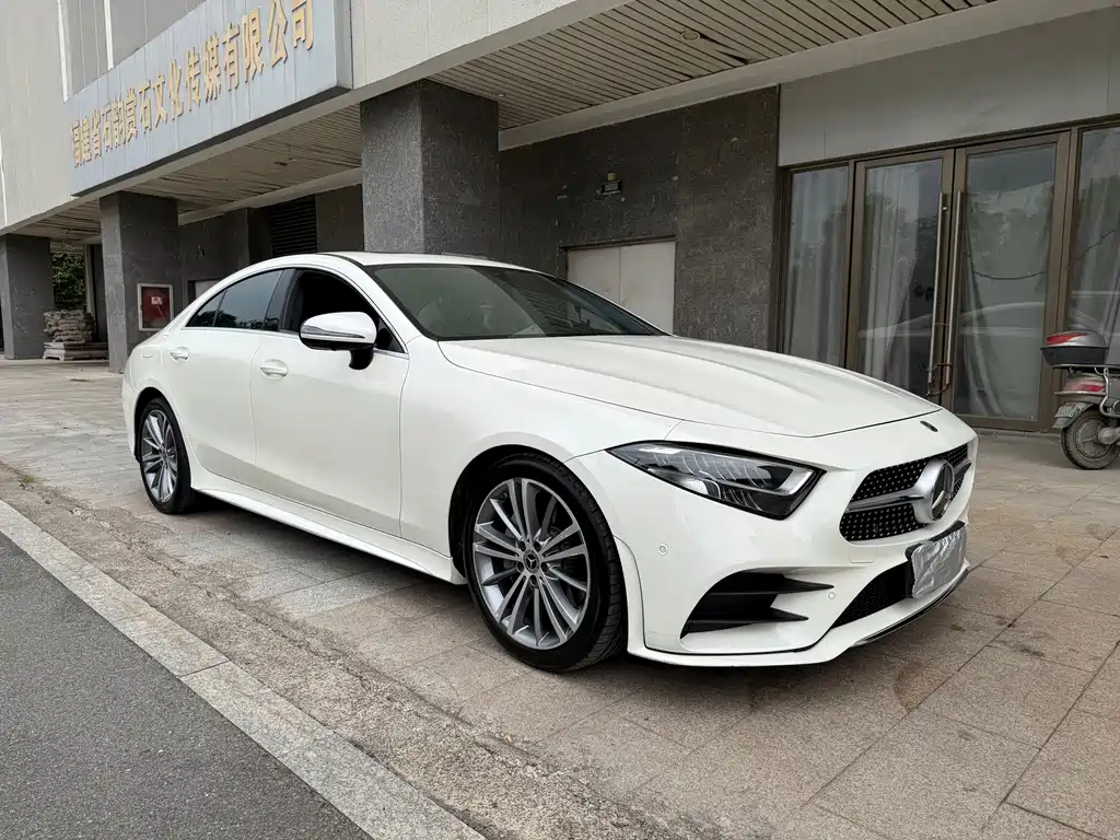 Mercedes-Benz CLS — фото 3