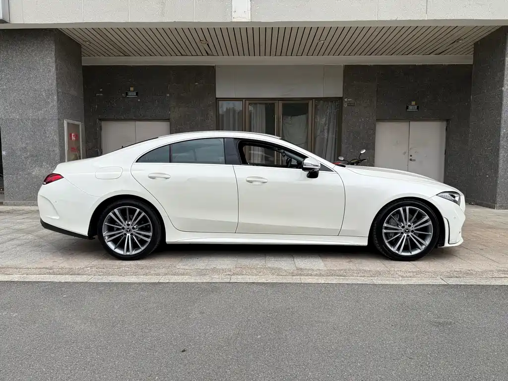 Mercedes-Benz CLS — фото 5