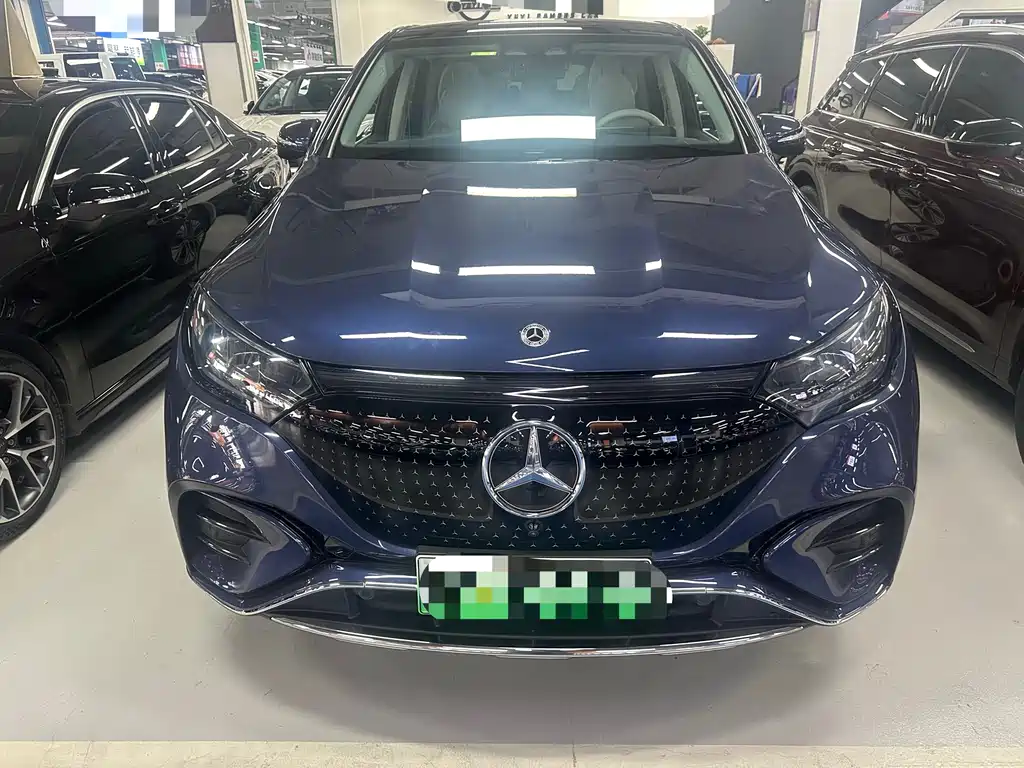 Mercedes-Benz EQE SUV — фото 2