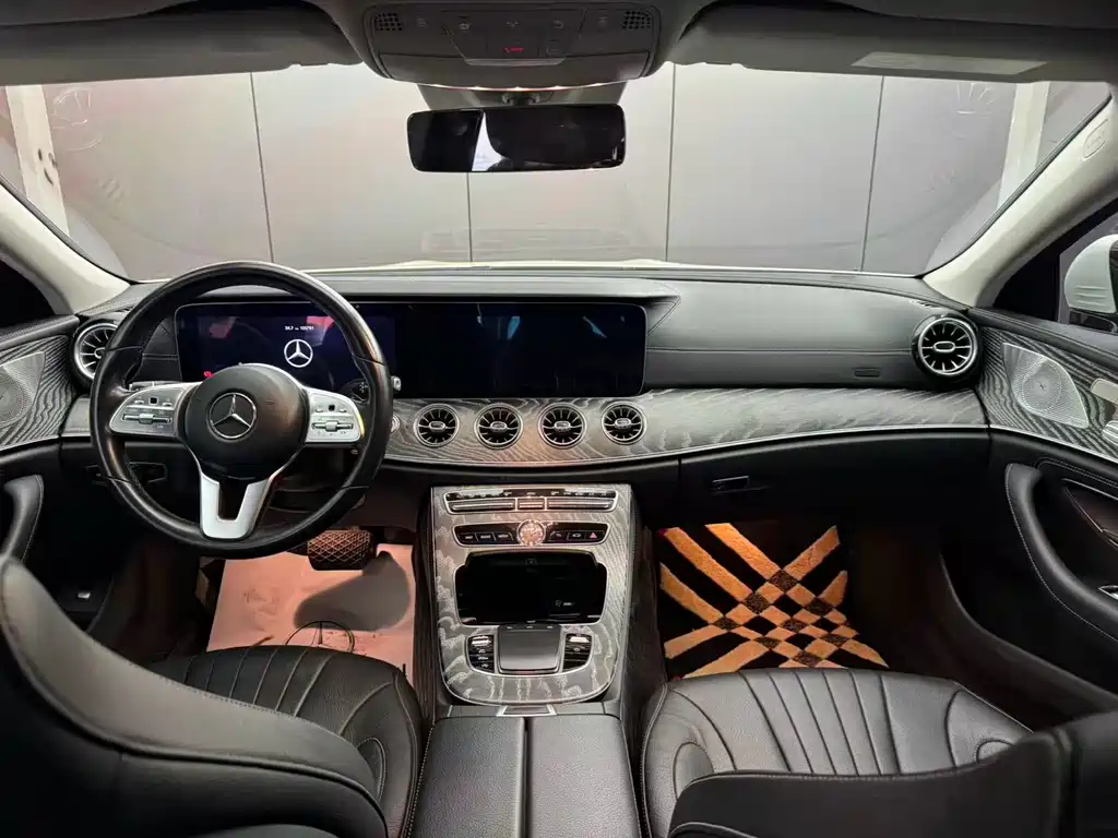 Mercedes-Benz CLS — фото 5