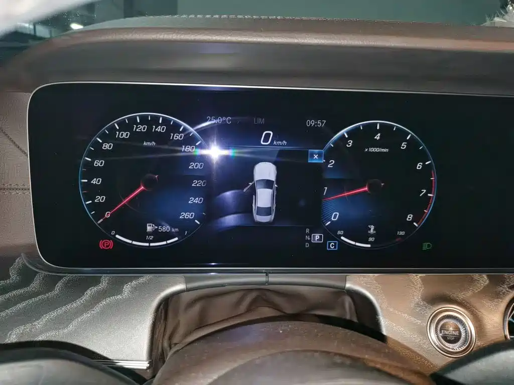 Mercedes-Benz CLS — фото 3