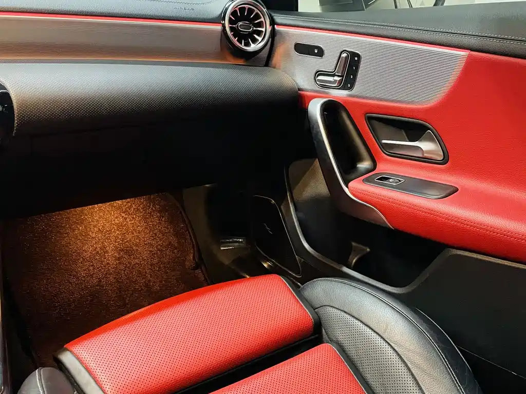 Mercedes-Benz A-Class AMG (Import) — фото 13