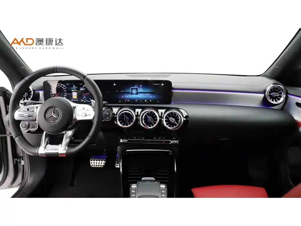 Mercedes-Benz CLA AMG — фото 5