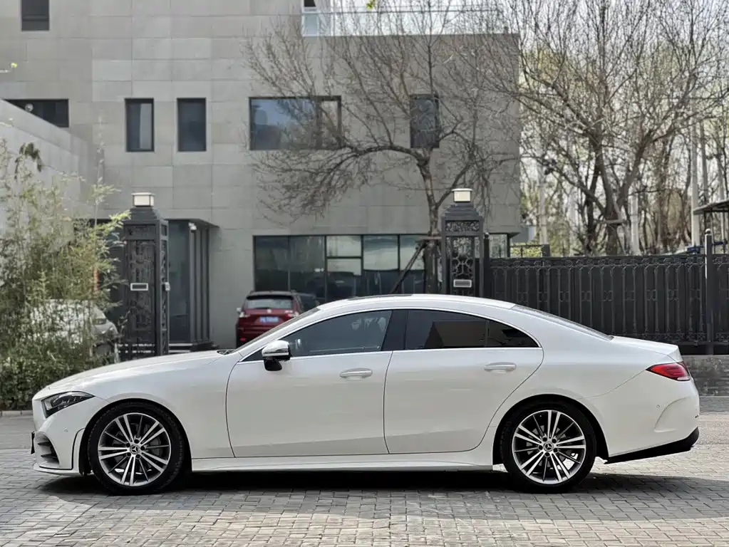 Mercedes-Benz CLS — фото 5