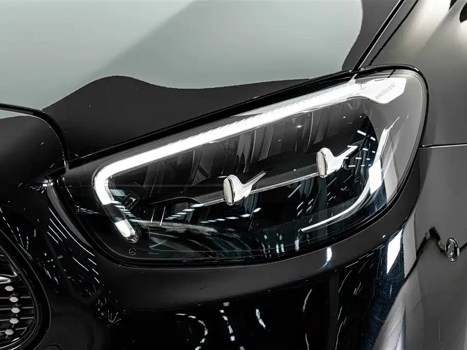 Mercedes-Benz E-Class (Import) — фото 4