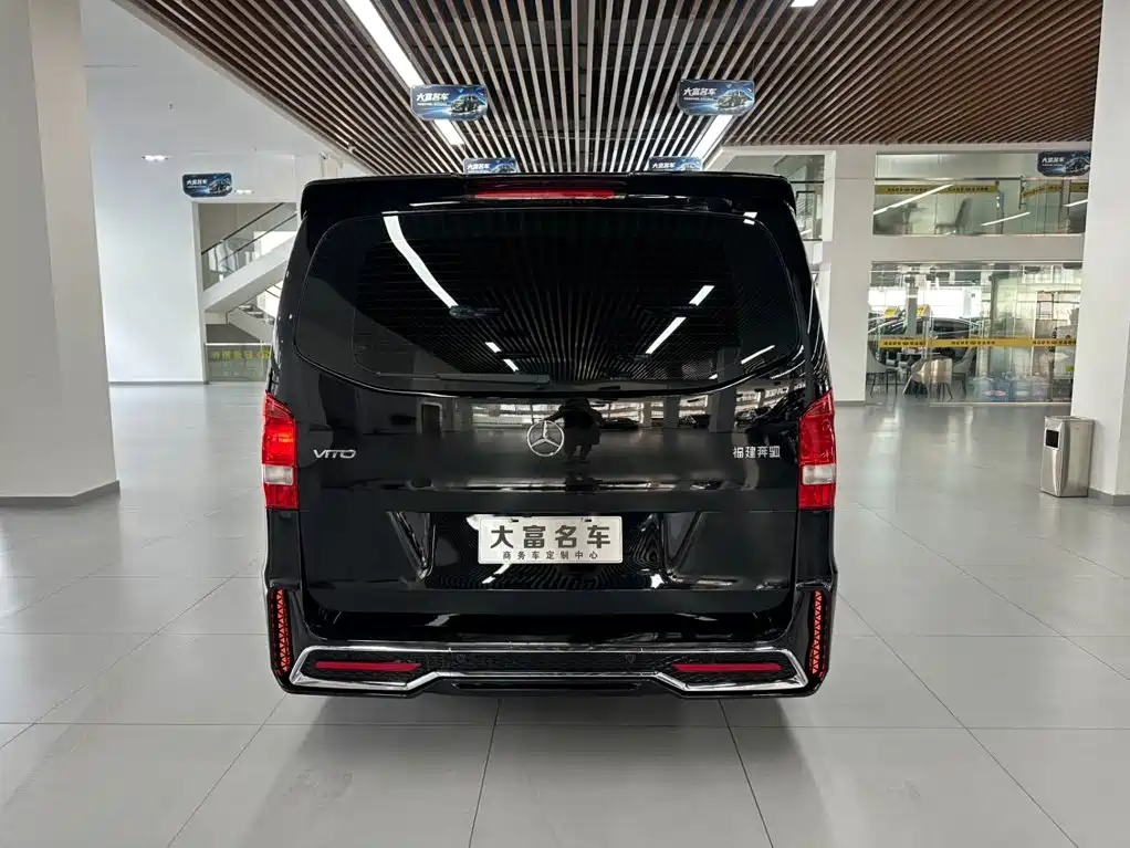 Mercedes-Benz Vito — фото 23
